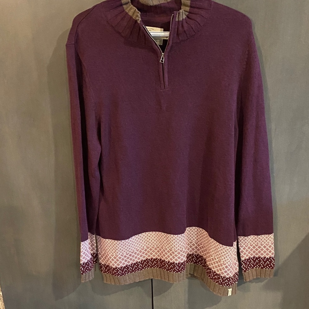 Elegant Purple Zip-Up Sweater with Patterned Hem